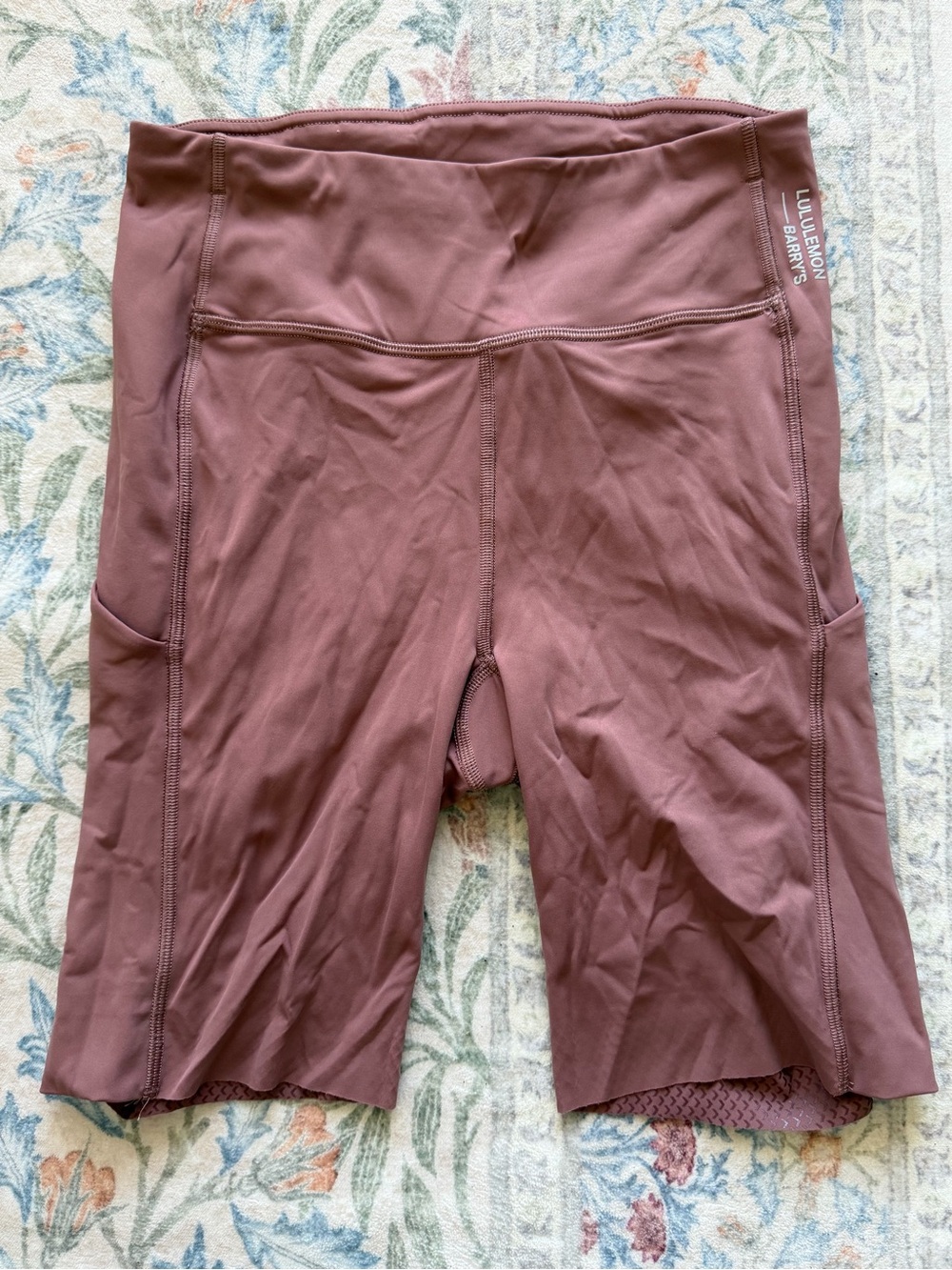 lululemon athletica women's bike shorts in mauve brown